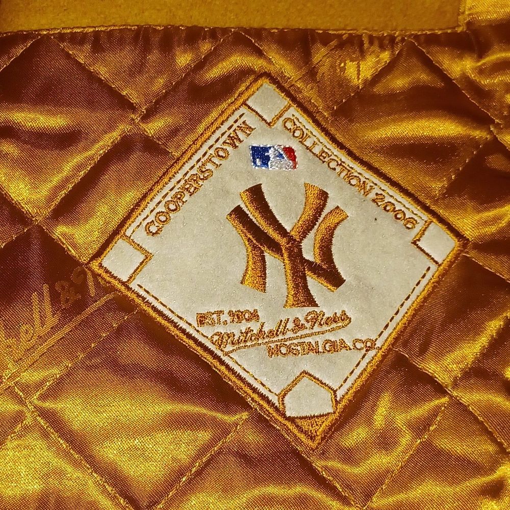 Mitchell & Ness Vintage 2006 Wool NY Yankees Quilted Jacket Men's Size 5… - Picture 10 of 11